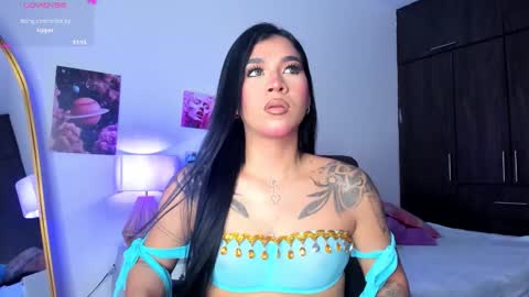 Cami vazques online show from March 25, 3:12 am