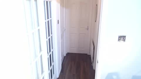 candi smokes online show from November 23, 3:25 pm