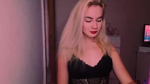 Carin online show from November 2, 7:34 pm