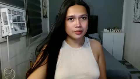 Snapshot of carlota_edwards chatting on December 4, 11:57 am Carla online show from December 4, 11:57 am