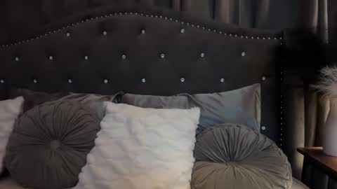 Carlotta online show from October 12, 9:12 am