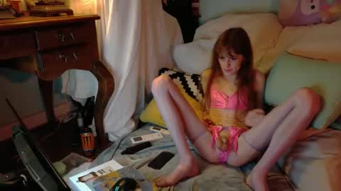 cassie_st_clair online show from March 20, 7:42 am