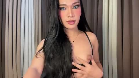 lina online show from July 31, 3:56 pm