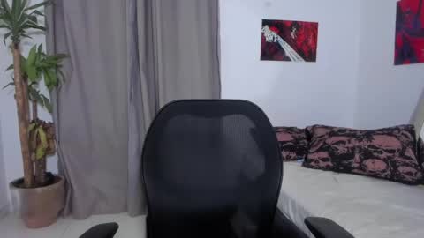 Catty online show from April 23, 12:07 am