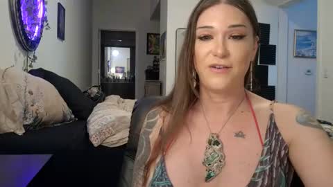 Cayla online show from July 24, 7:18 am