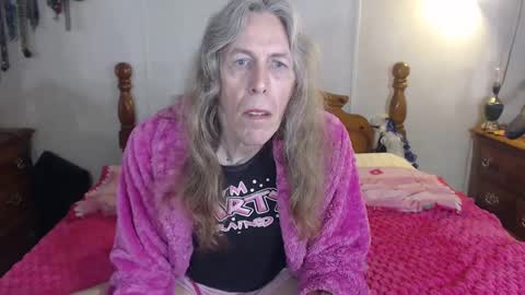 Snapshot of cdsextoy1 chatting on October 13, 10:49 am Jackie online show from October 13, 10:49 am