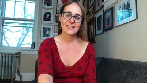 Cecily Saint Claire online show from December 6, 3:39 pm