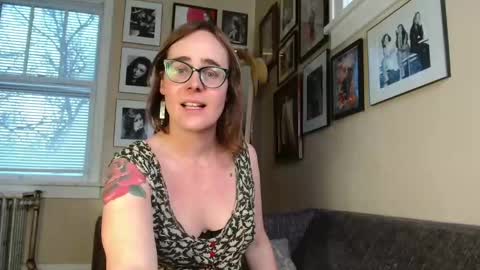 Cecily Saint Claire online show from February 20, 2:35 pm