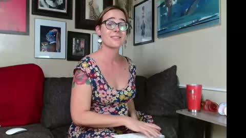 Cecily Saint Claire online show from October 3, 12:27 pm