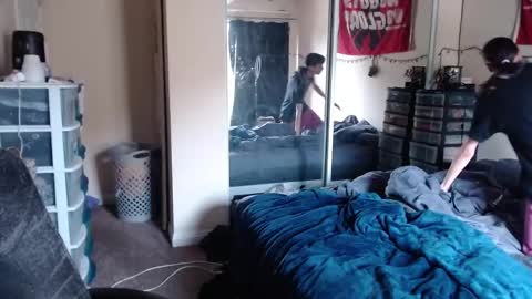 Chaos Kat online show from April 9, 4:13 pm