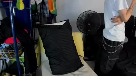 Charlie online show from July 25, 7:28 am