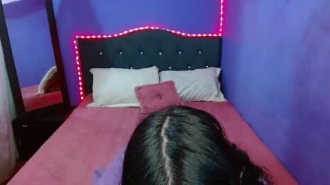 Snapshot of charlotteturners chatting on January 14, 12:00 am VALERIA online show from January 14, 12:00 am