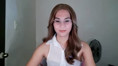 chelly4u69 online show from July 7, 7:34 am