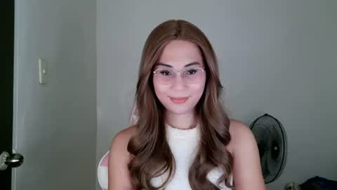chelly4u69 online show from July 14, 2:05 am