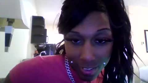 KeyFansHere online show from February 25, 8:19 am