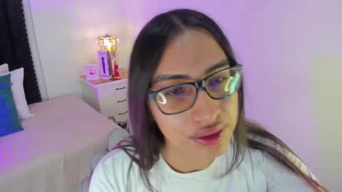 Snapshot of cherrylady2 chatting on October 18, 12:42 pm Cherry online show from October 18, 12:42 pm