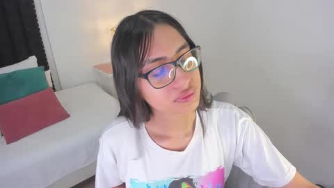 Snapshot of cherrylady2 chatting on October 19, 1:03 pm Cherry online show from October 19, 1:03 pm