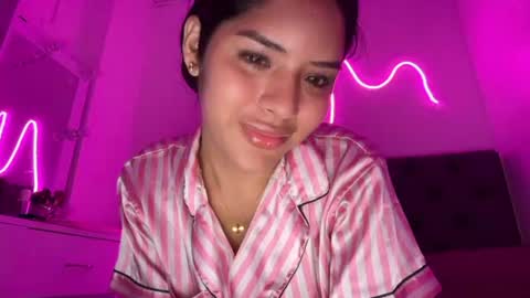 ciaxxmendezz online show from July 7, 6:23 pm