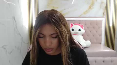 Clara  online show from September 12, 9:31 pm