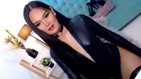 Cleo online show from September 9, 11:58 pm