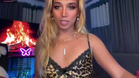 Snapshot of cockprincess_dianna chatting on October 13, 3:56 pm PrincessDianna IslandGirl CUMSHOW in PVT and PASSWORDSHOW online show from October 13, 3:56 pm