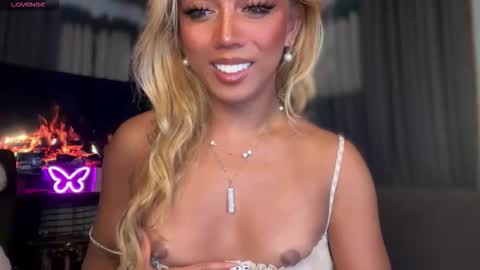 Snapshot of cockprincess_dianna chatting on October 14, 3:57 pm PrincessDianna IslandGirl CUMSHOW in PVT and PASSWORDSHOW online show from October 14, 3:57 pm