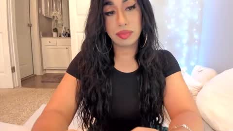    ........ Instagram  Lorysexys online show from February 5, 3:23 am