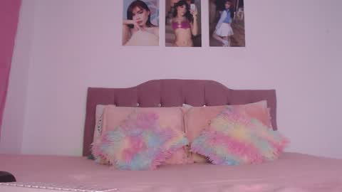 Sophia online show from October 8, 12:01 am