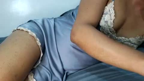 cuttiekattie4you online show from July 29, 1:15 am