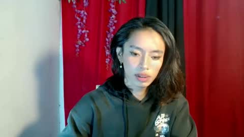 cyd_twink online show from April 1, 11:00 am