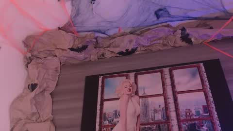         online show from October 27, 5:37 am