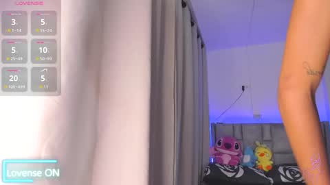 Snapshot of dani_cutee_ chatting on September 12, 2:42 am Dani online show from September 12, 2:42 am