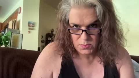 Dani online show from June 17, 5:25 pm