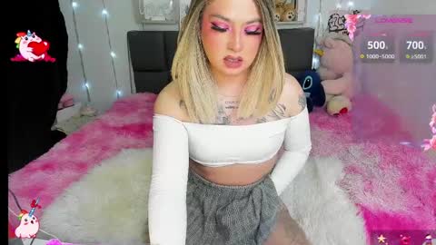 dannia_13 online show from March 31, 1:18 am