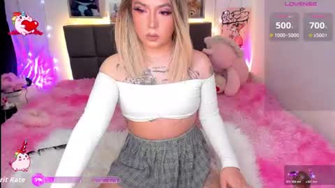 dannia_13 online show from June 14, 12:17 pm