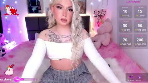 dannia_13 online show from July 15, 2:16 am