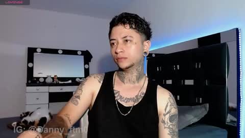 Danny  online show from May 5, 11:44 pm