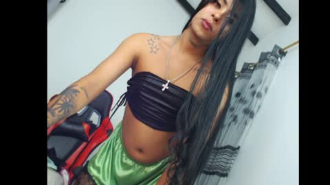 darling online show from April 11, 3:34 am