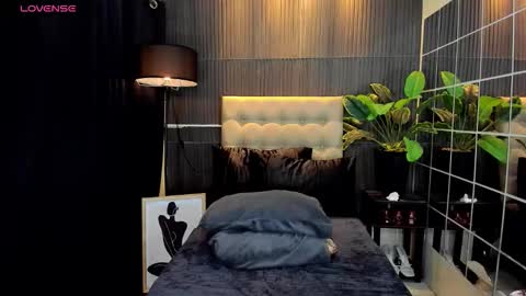 Tyra Colins online show from September 23, 6:58 pm