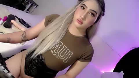 Chesca online show from November 27, 8:06 am