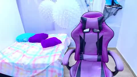 DEMI online show from October 24, 2:44 pm