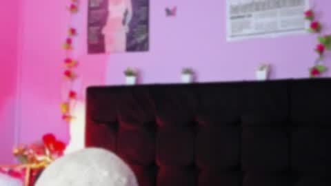 Maki  online show from June 26, 7:29 pm