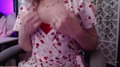 Deliah online show from October 3, 8:31 pm