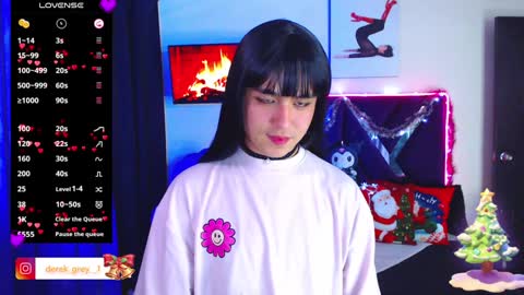 derek grey online show from December 7, 12:14 am