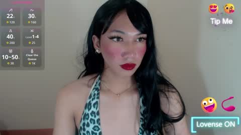 devine_glorymocha online show from June 18, 6:56 pm