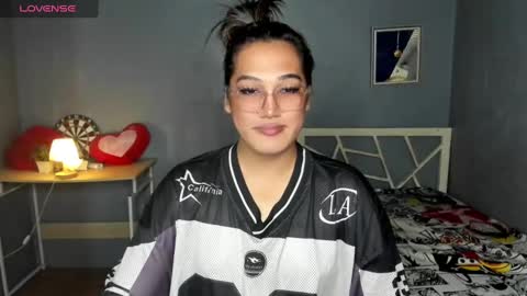 Wency online show from February 26, 5:42 am