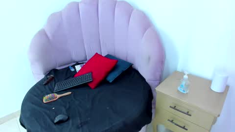 Diamont online show from February 17, 3:42 pm