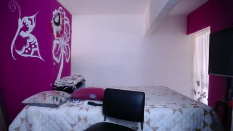 whats app - stagram marian doll online show from December 10, 4:17 pm