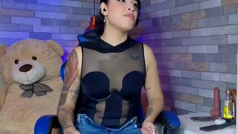 DixyPalmer online show from March 16, 7:39 pm