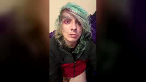 diztraxtion2468 online show from April 12, 2:15 am